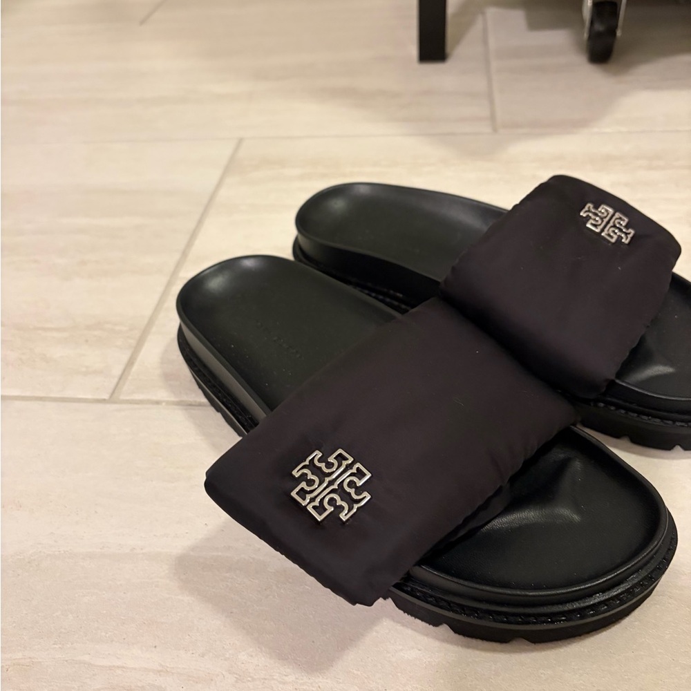 Tory Burch Black Slides Size 7 - Picture 2 of 3